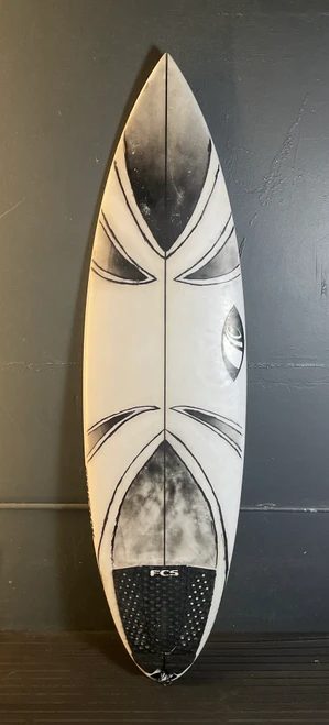 5’11" Sharpeye “Synergy” 28.50L Used Surfboard #49541