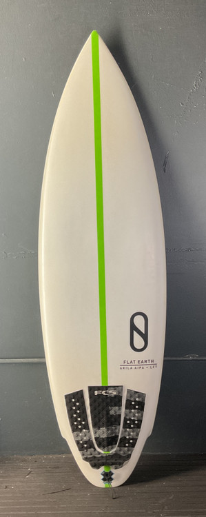hiro、FireWire Flat Earth 5'8