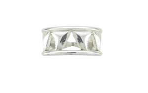 Sterling Silver Mens Shark Tooth Chasing Ring