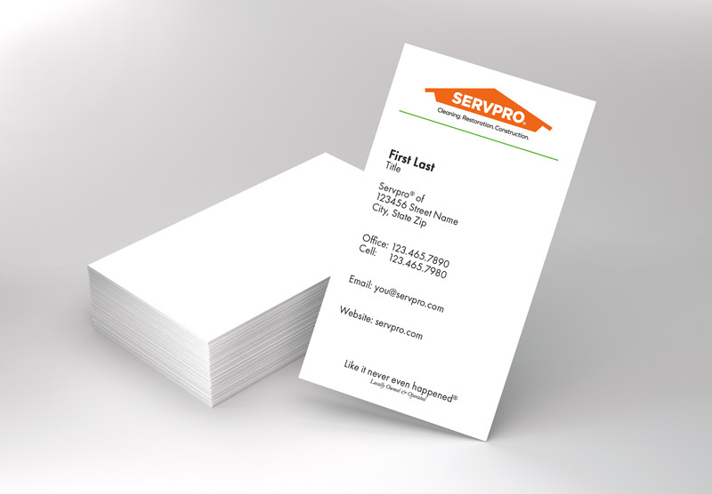 Servpro franchise business cards that are both elegant and customizable.