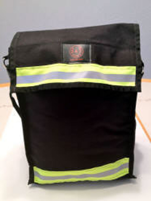 Large area search and rescue bag with reflective trim