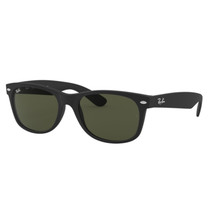 Ray-Ban Wayfarer Black Frame Green Lens Polarized Standard