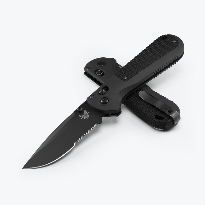 Benchmade Redoubt Axis Drop Serrated Point Black Handle, 430SBK-02