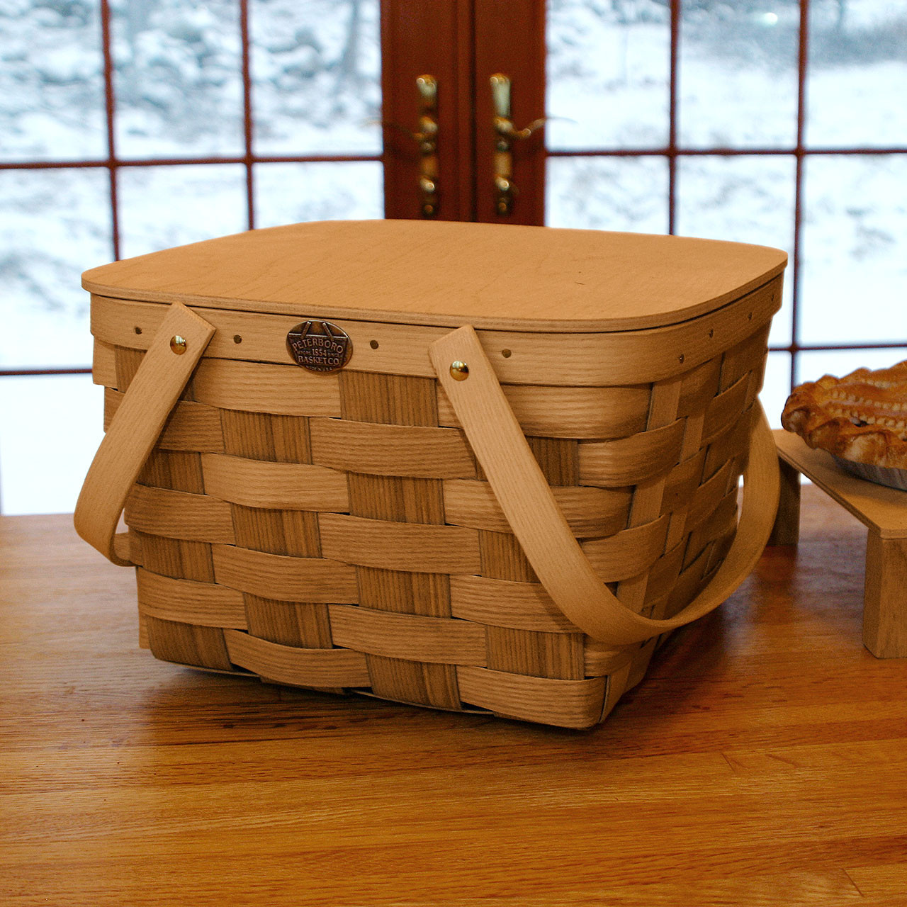 Pie Basket | Peterboro Two-Pie Basket with Solid Lid and Tray