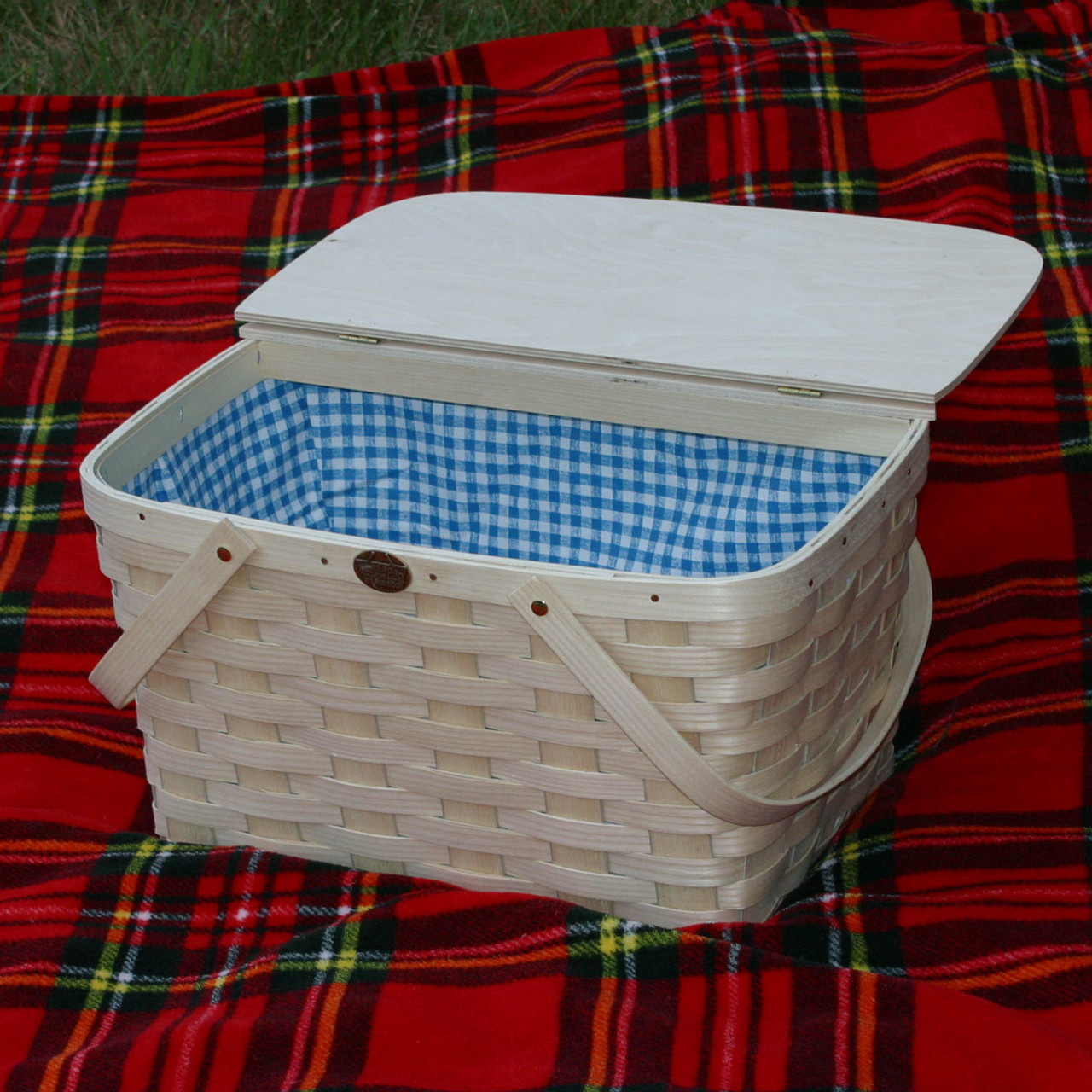 Picnic Basket Peterboro Traditional Picnic Basket