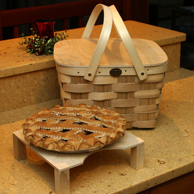 Peterboro Two-Pie Basket with Solid Lid and Tray