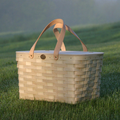 Peterboro Traditional Picnic Basket with Genuine Leather Handles