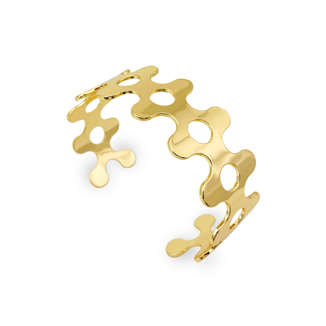 Circulos Gold Cuff Bracelet. Elevate your style with our stunning bracelets for women.