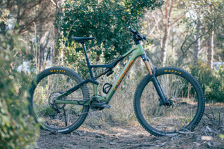 Bicicletas eléctricas: montaña, carretera, gravel y paseo [Guía Completa]