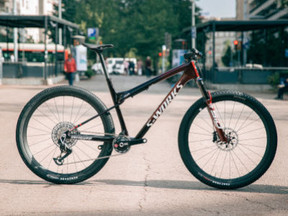 Comparativa 2024: Orbea Oiz M-LTD vs Specialized S-Works Epic WC
