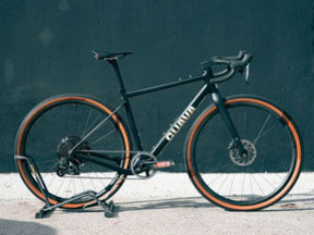 Comparativa bicis de gravel: Escapa con la grava y el asfalto!