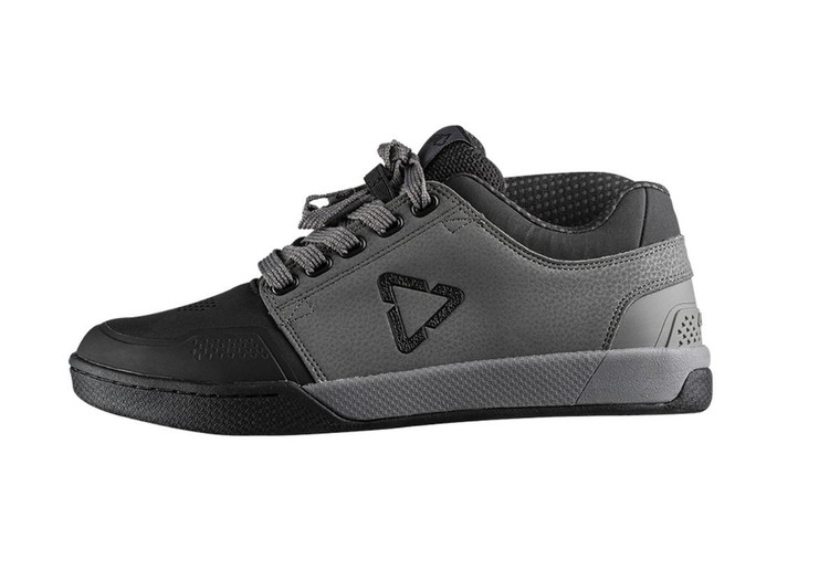 Chaussures plates Leatt 3.0 en granit T.43.5