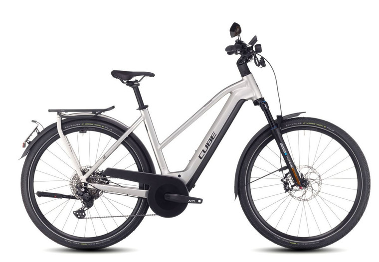 Bicicletta Cube Kathmandu Hybrid 45 750 Trapeze 25