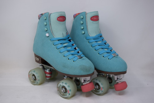 Slightly Used VNLA Parfait Outdoor Roller Skate from Roller Skate Nation 1