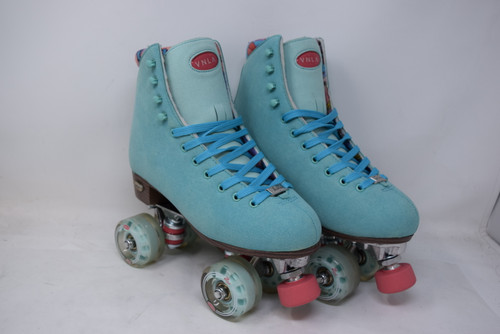 Slightly Used VNLA Parfait Outdoor Roller Skate from Roller Skate Nation 1