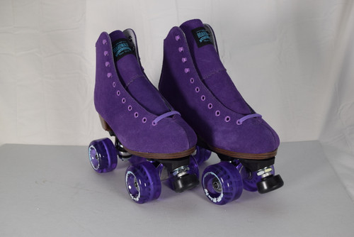 Slightly Used Boardwalk Outdoor Roller Skates Purple, Men's 8 (Ladies' 9)