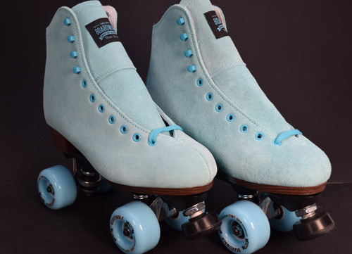 Slightly Used Boardwalk Outdoor Roller Skates | Seabreeze Blue, Men's 8(Ladies'  9-9.5)