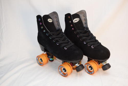 Slightly Used VNLA Luna Outdoor Skates || Men's 9 (Ladies' 10-10.5)