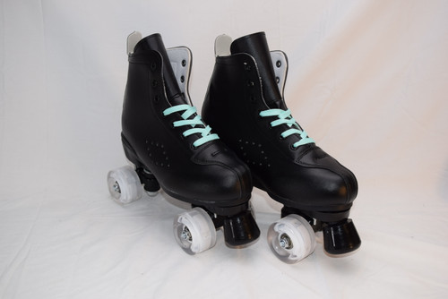 *Slightly Used* WIWIY Roller Skate || Men's 8.5