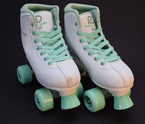 Slightly Used Roller Derby Roller Star 600 Indoor/Outdoor Skates | White, Ladies 6