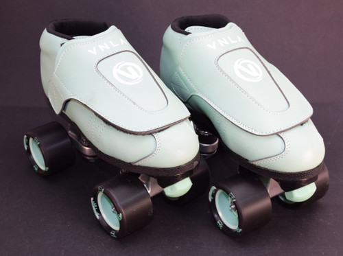 *Slightly* Used VNLA Jr. Mint Jam Skates || Men's 6 (Ladies' 7)
