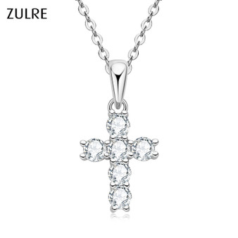 New Fashionable 925 Sterling Silver Round Cut Moissanite 3mm 0.10ct Four Prong Choker Christian Cross Ladies Pendant Necklace