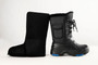 2024 autumn and winter warm men's fashionable snow boots for fishing and skiing, waterproof, simple and casual mid top shoes for
