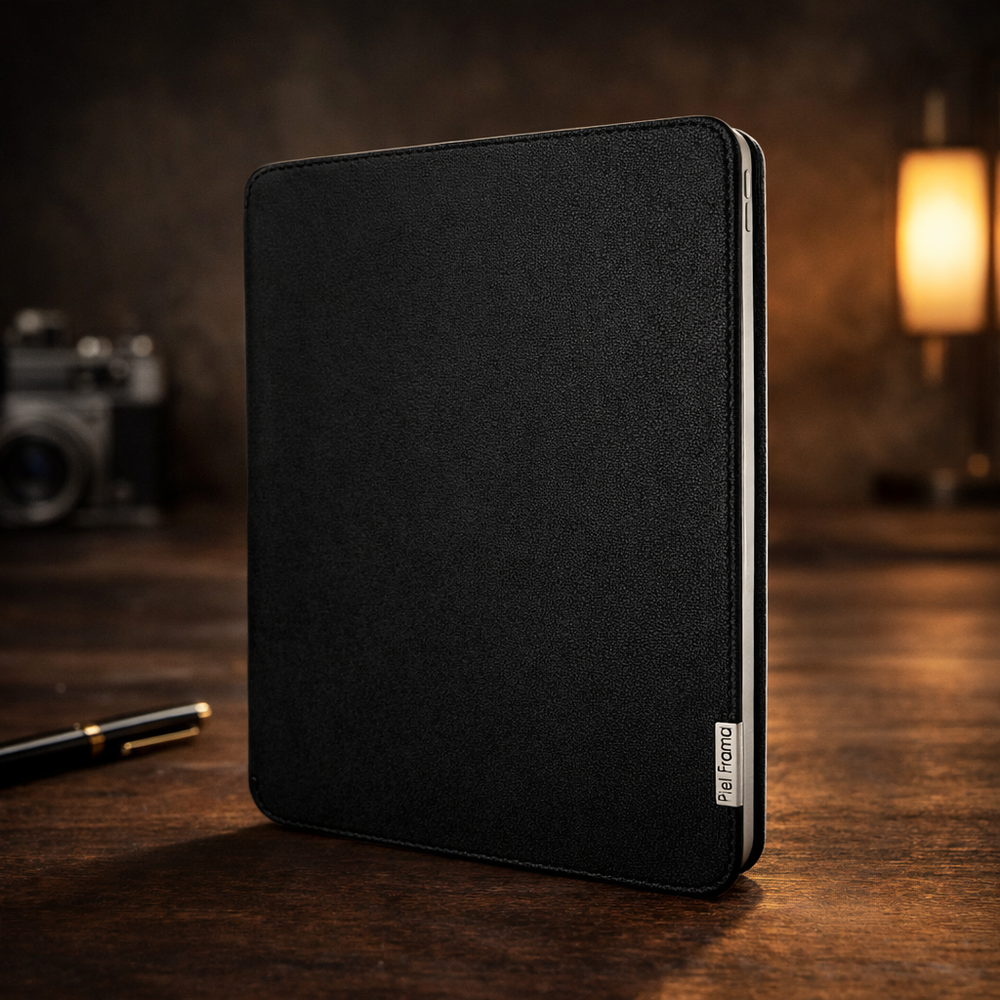 Piel Frama iPad Pro 11 2018 | Air 2020 | Air 2022 | 10.9 2022 FramaSlim Leather Case - Black