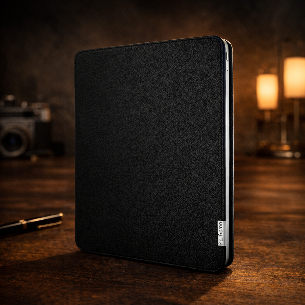 Piel Frama Black FramaSlim Leather Case for iPad Air 11-inch (2024-2025) / iPad 11th Gen. (2025)