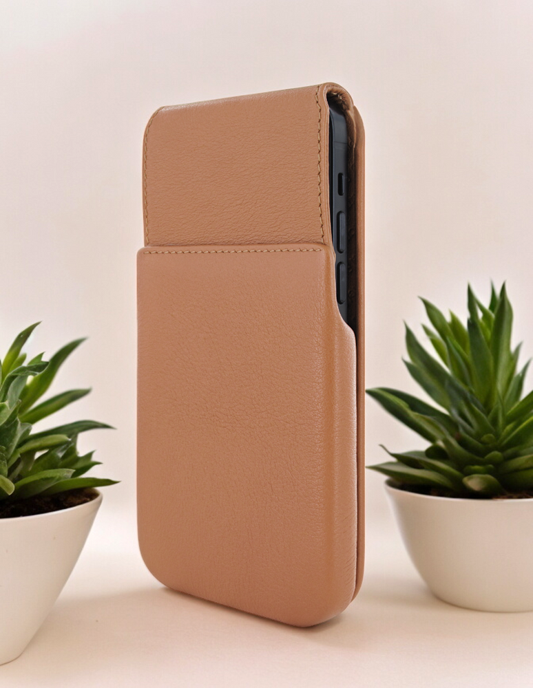 Piel Frama Tan iMagnum Leather Case for iPhone 16e