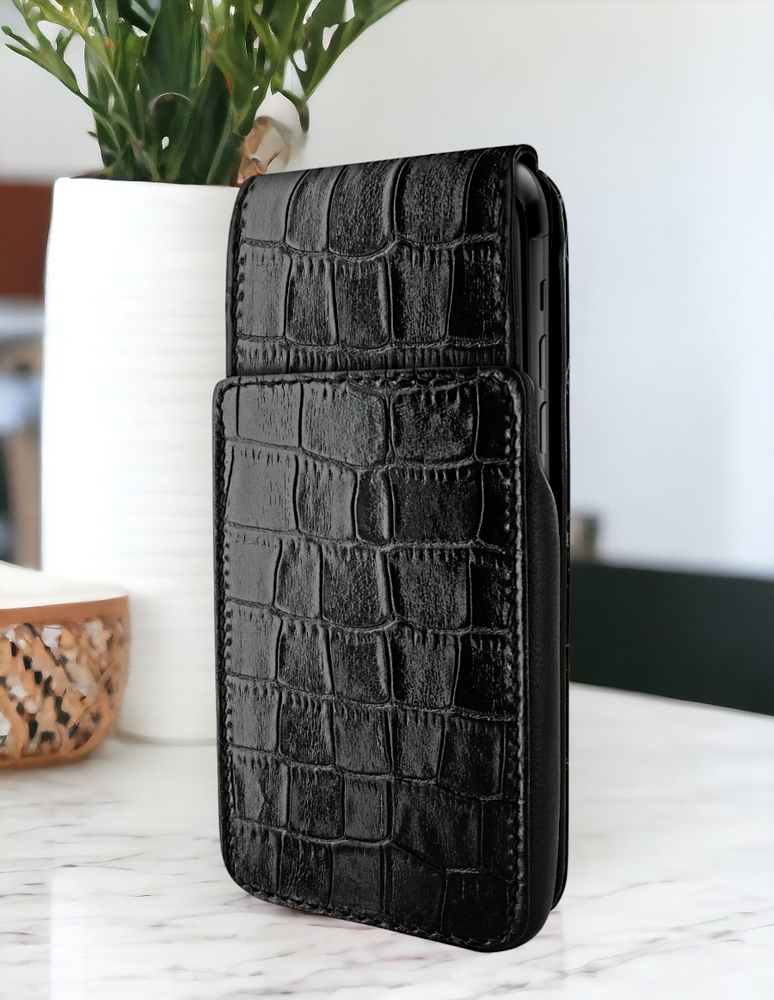 Piel Frama Black Crocodile iMagnum Leather Case for iPhone 16e