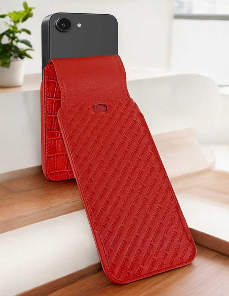 Piel Frama Red Crocodile iMagnum Leather Case for iPhone 16e