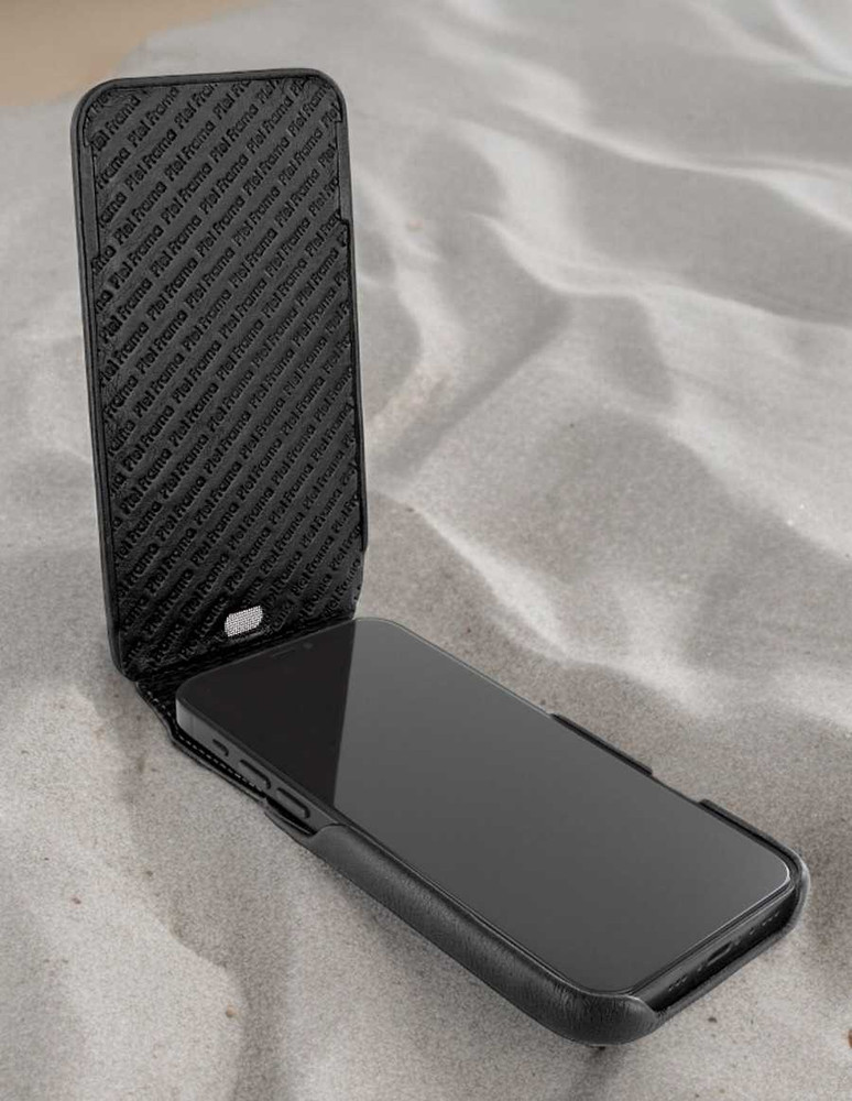 Piel Frama 536 Black iMagnum Leather Case for iPhone 17 Pro