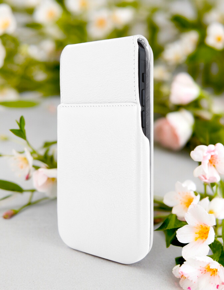 Piel Frama 536 White iMagnum Leather Case for iPhone 17 Pro