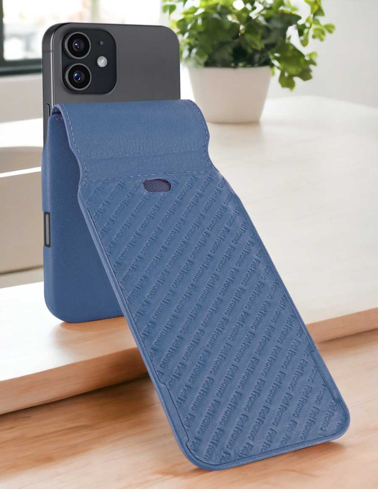 Piel Frama 526 Blue iMagnum Leather Case for iPhone 17