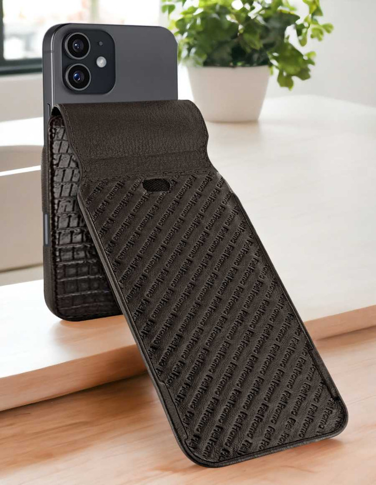 Piel Frama 526 Brown Lizard iMagnum Leather Case for iPhone 17