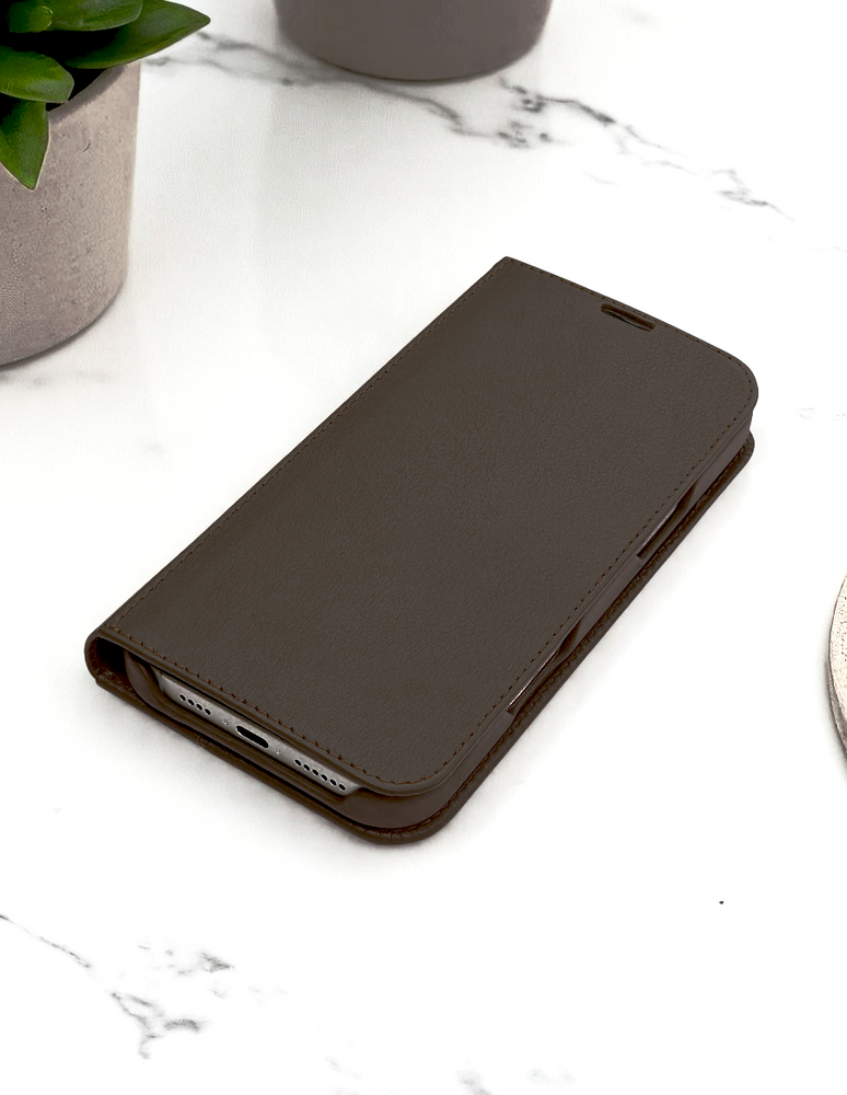 Piel Frama 537 Brown Folio Style Magnetic Leather Case for iPhone 17 Pro