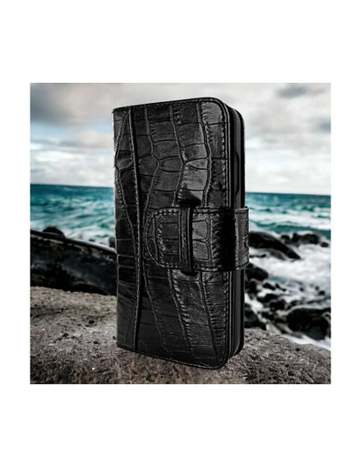 Piel Frama 535 Black Crocodile WalletMagnum Leather Case for iPhone 17 Pro