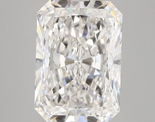 4.47 Carat Radiant Lab Grown