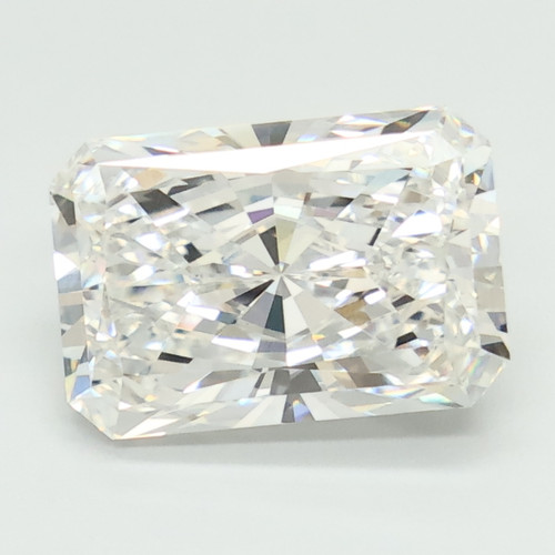 2.80 Carat Radiant Lab Grown