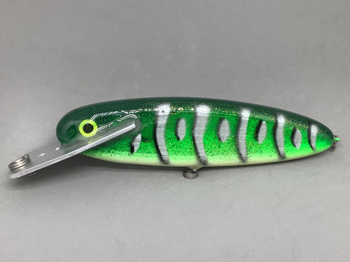 8" Cedar Musky and Pike Fishing Lure - MN-8-2275