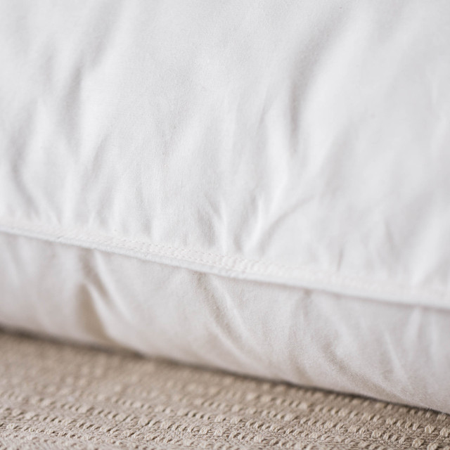 Z™ TripleLayer™ Down Pillow