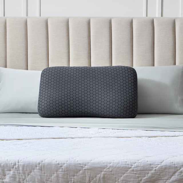 HexCurve™ Pillow + OmniPhase™