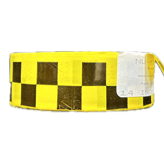 High visibility flagging ribbon