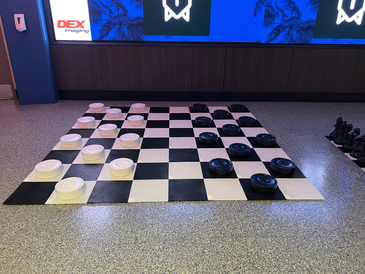 Checkers Entertainment Rift Giant Checkers - Xtreme Entertainment
