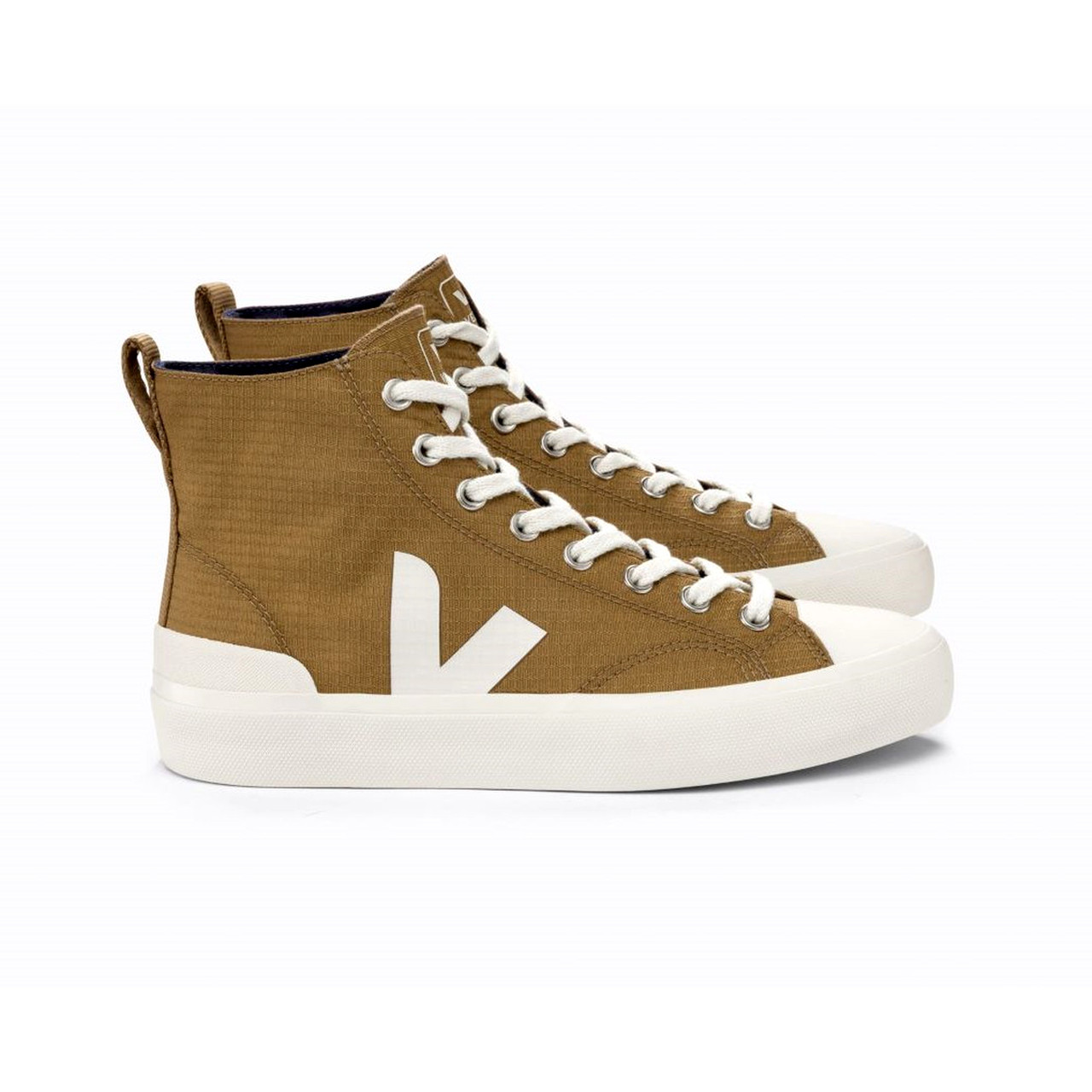 Veja wata white on sale pierre