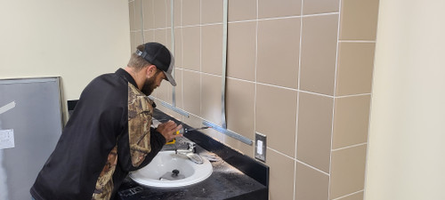 Mounting Methods Compared – A Technical Guide to Division 10 Accessories