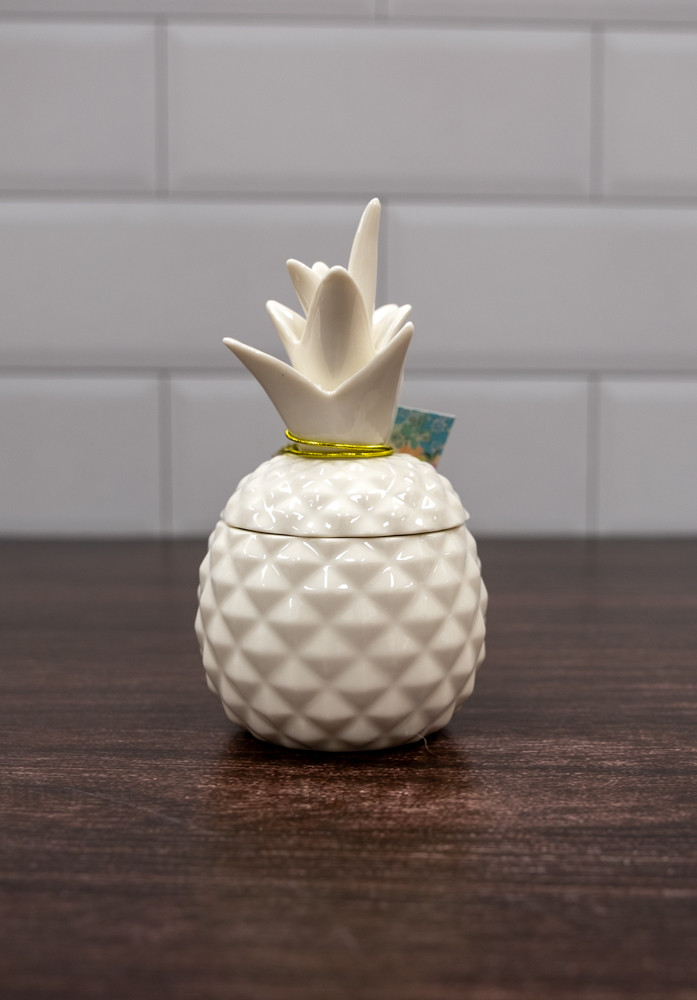 WaiWai Ceramic Pineapple Candle 3.2 oz: Pikake
