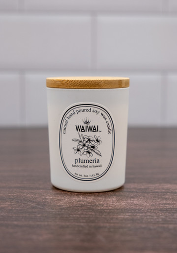 WaiWai Ceramic Cup With Bamboo Lid Candle 5 oz: Plumeria