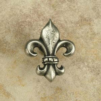 Anne at Home, Fleur-de-Lis Medium Knob